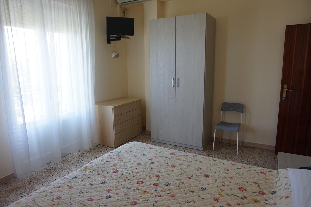 Hotel Ines Cesenatico Extérieur photo