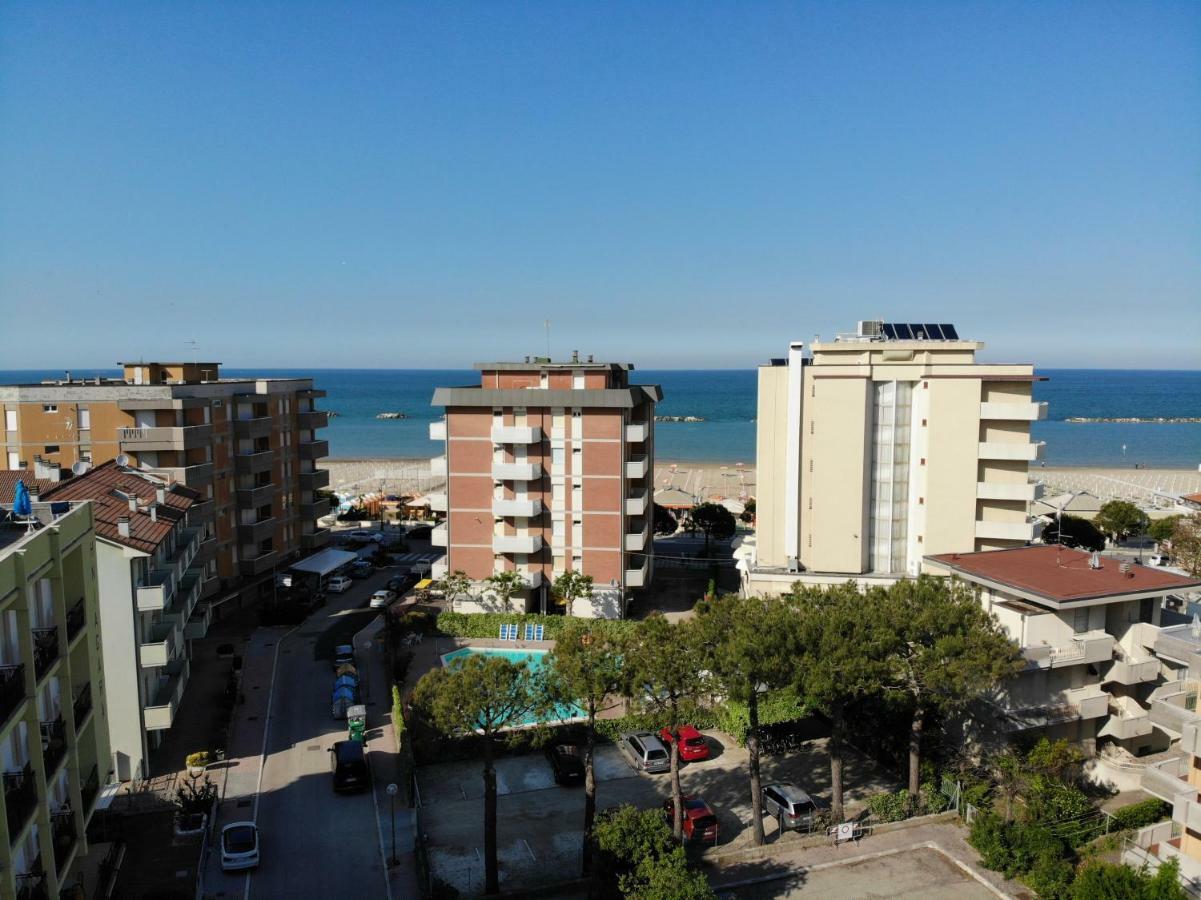 Hotel Ines Cesenatico Extérieur photo